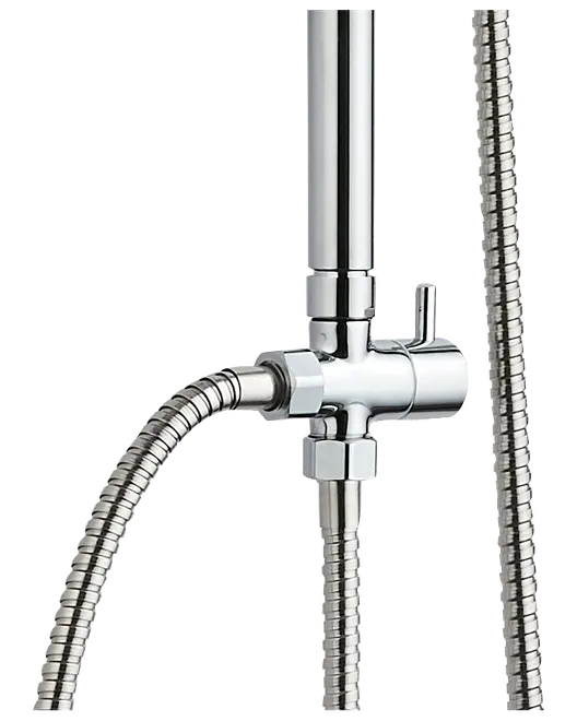 Håndholdt bidetsprøjte i krom med fleksibel slange i rustfrit stål og ventil til justering af vandstrømmen. Moderne, slankt design til badeværelset.