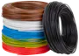 Ruller af elektrisk ledning i forskellige farver: brun, sort, hvid, blå, gul-grøn og rød. Hver rulle er pænt oprullet, velegnet til elinstallationer.