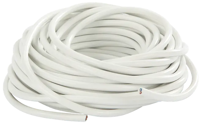 Oprullet hvidt elektrisk kabel med to synlige kobberledere i enden, velegnet til indendørs elinstallationer. Kablet har slidstærk plastisolering for sikkerhed og fleksibilitet.