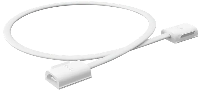 Hvid 30-pin til 30-pin forlængerkabel, egnet til ældre Apple-enheder. Har to rektangulære stik og en fleksibel, holdbar ledning til opladning eller dataoverførsel.