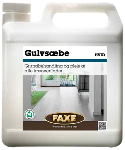 FAXE Gulvsæbe Hvid i plastdunk, til grundbehandling og pleje af alle træoverflader. Egnet til indendørs brug, med skruelåg og bærehåndtag.