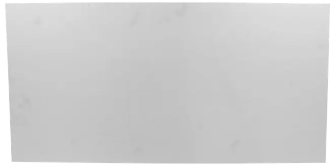 Rektangulær hvid marmorplade med diskrete grå årer, glat poleret overflade, velegnet til bordplader, bordflader eller vægbeklædning i køkken og bad.