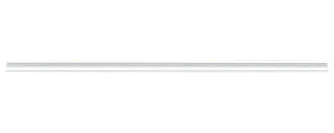 Slank, hvid LED-rørlampe med klart dæksel, designet til loft- eller vægmontering. Moderne, minimalistisk stil til kontorer, køkkener eller erhvervslokaler.