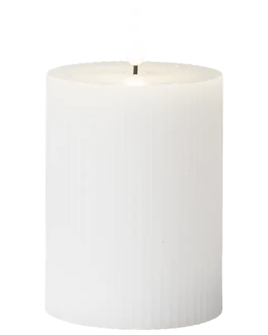 LED-blockljus med rillor och timer - H. 10 cm