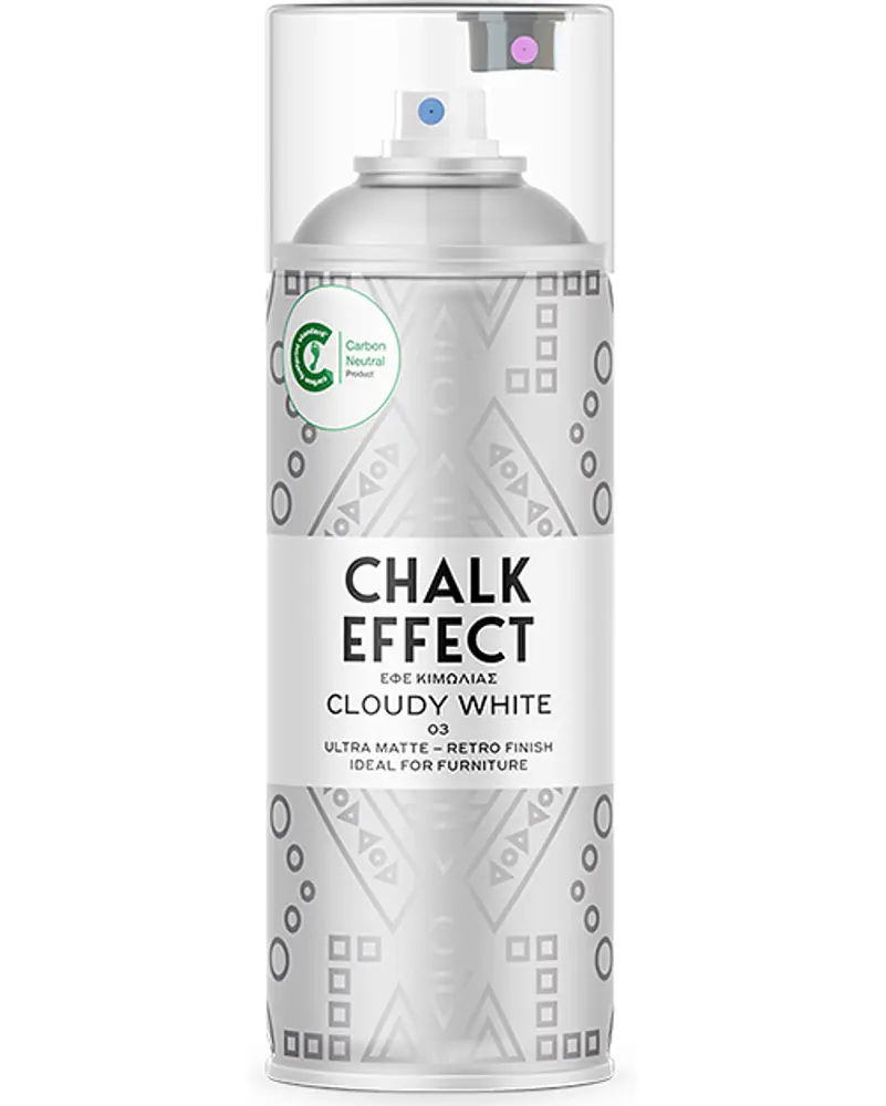 Spraydåse med kridteffektmaling i Cloudy White, ultra mat retrofinish, ideel til møbler. Dekorativt mønster på etiketten, CO2-neutral produkt, klar plastlåg med farvede dyser.