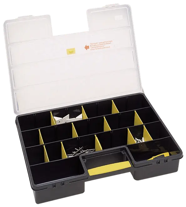 Sort plastorganizer med gule skillevægge, gennemsigtigt låg og håndtag. Indeholder flere rum til opbevaring af småting som skruer, søm og beslag.