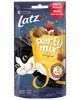 Latz Party Mix Seaside kattgodis, 60g återförslutningsbar påse. Innehåller krispiga fiskformade snacks med smak av lax, kolja och öring. Med vitaminer, protein och omega-6.