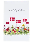Kort med teksten 'Tillykke', danske flag og farverige vilde blomster som valmuer, margueritter og violer. Sommerfugle og hvid baggrund. Festligt og glædeligt design.