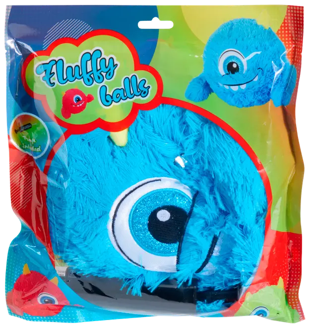 Lys blå, fluffy bold med stort broderet øje, blød pels og lille gul horn. Leveres i farverig pose med sjove tegneseriegrafikker.