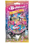 Pose med Bubblicious Bubble Mix blød tyggegummi, assorterede individuelt indpakkede smagsvarianter, farverig emballage med lyserøde, blå og gule detaljer, tegneseriefigurer og næringsoplysninger på forsiden.