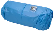 Blå uppblåsbar luftmadrass med slät yta, rullade kanter och luftventil för uppblåsning. Kompakt och lätt, passar camping eller gäster. Reparationslapp ingår.