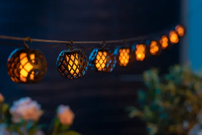 Ljusslinga solcell flammande 10 bollar