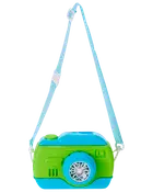 Legetøjskamera til børn i grøn og blå plast med lyseblå justerbar rem. Har dekorativ linse og enkle knapper, designet til fantasifuld leg og nem transport.