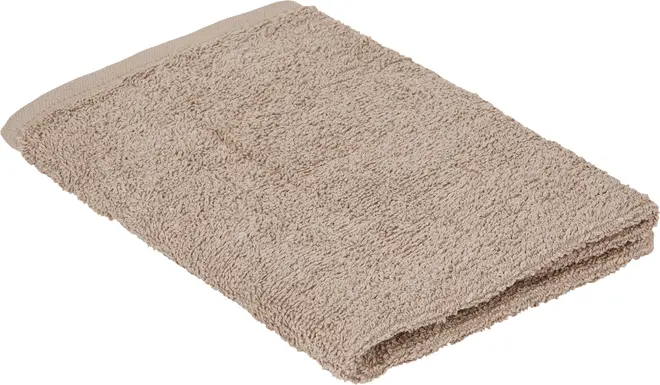 Beige bomuldshåndklæde, rektangulært med tekstureret overflade og glat kant. Blødt, absorberende og velegnet til badeværelse eller køkken. Foldet pænt til visning.