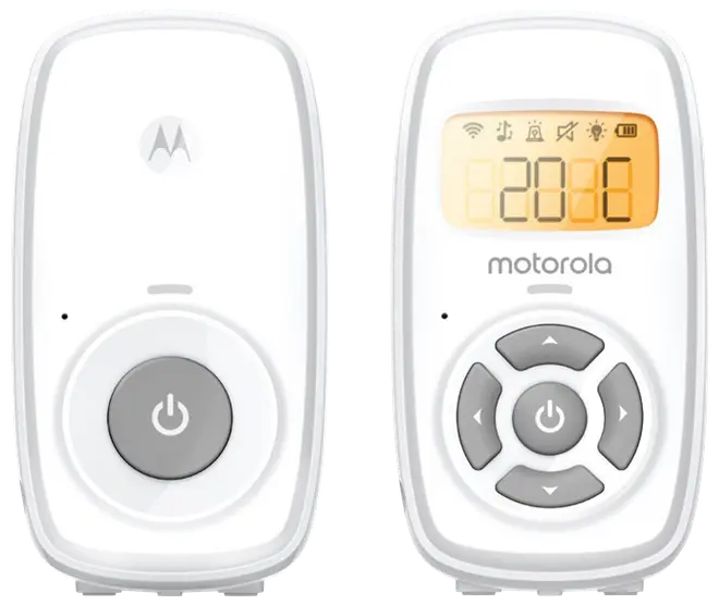 Motorola babyalarm sæt, hvid, med forældre- og babyenhed. LCD-skærm, kontrolknapper, temperaturvisning og tænd/sluk-knap. Kompakt og moderne design til nem overvågning.