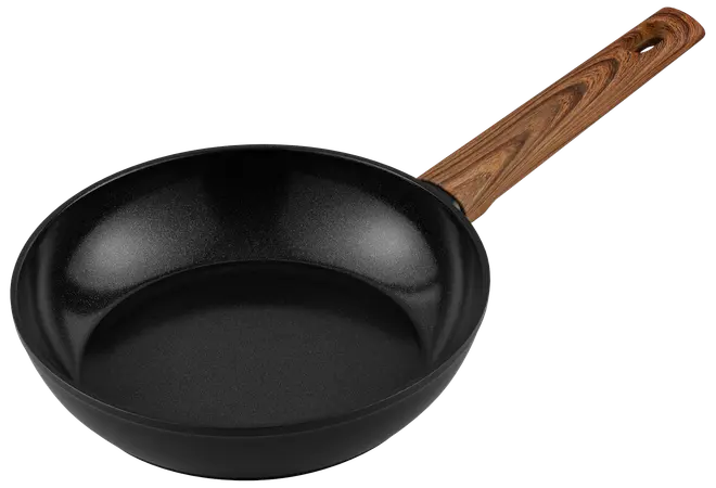 Svart non-stick stekpanna med rund form och trähandtag. Handtaget har ett hål för upphängning. Passar olika spisar och är lätt att rengöra.