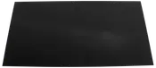 Rektangulær sort silikone bagemåtte med glat, non-stick overflade. Perfekt til bagning, udrulning af dej eller beskyttelse af bordplader. Fleksibel og nem at rengøre.
