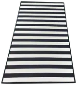 Rektangulært tæppe med brede sorte og hvide vandrette striber, fladvævet tekstur, moderne design, velegnet til indendørs eller udendørs brug, giver et stilrent udtryk.