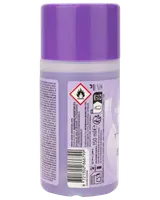 150 ml flaske med neglelakfjerner, lilla låg, sikkerheds- og genbrugssymboler, stregkode og brandfare-advarsel på bagsiden. Tekst med instruktioner og ingredienser vises.