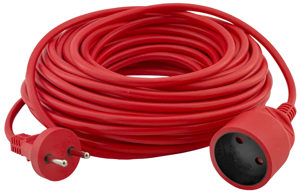 Röd förlängningssladd med europeisk stickpropp och ett uttag, prydligt upprullad. Passar för inomhus- eller utomhusbruk. Hållbar och flexibel isolering.