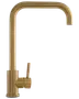 Modern köksblandare i borstad guld, med hög fyrkantig pip och ettgreppsreglage för enkel vatten- och temperaturkontroll. Snygg, samtida design för stilrena kök.