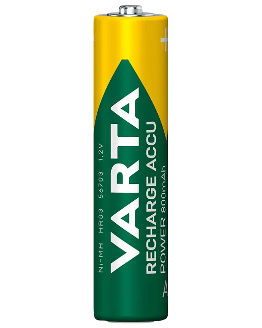 Ett VARTA Recharge Accu AA-uppladdningsbart batteri i grönt och gult, märkt 1,2 V, Ni-MH, HR03, 800 mAh.