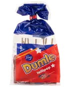 Pose med Fazer Dumle slikkepinde, 8-pak. Rød og blå emballage med synlige slikkepindepinde. Indeholder individuelt indpakkede chokolade-karamel slikkepinde.