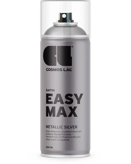 400 ml spraydåse Cosmos Lac Easy Max metallic sølv maling, satin finish. Høj vedhæftning, udendørs egnet, fløjlsagtig finish, klarlak kompatibel. Moderne design med gennemsigtigt låg.