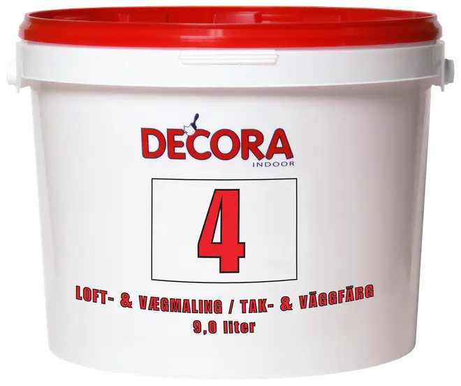 Hvid plastspand med rødt låg, mærket 'Decora Indoor 4', indeholder 9 liter loft- og vægmaling. Velegnet til indendørs brug, tekst på dansk og svensk.