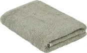 Ljusgrön badhandduk, prydligt vikt. Tillverkad av mjuk, absorberande bomullsfrotté med diskret kant. Standardstorlek, enkel design, maskintvättbar, perfekt för dagligt bruk.