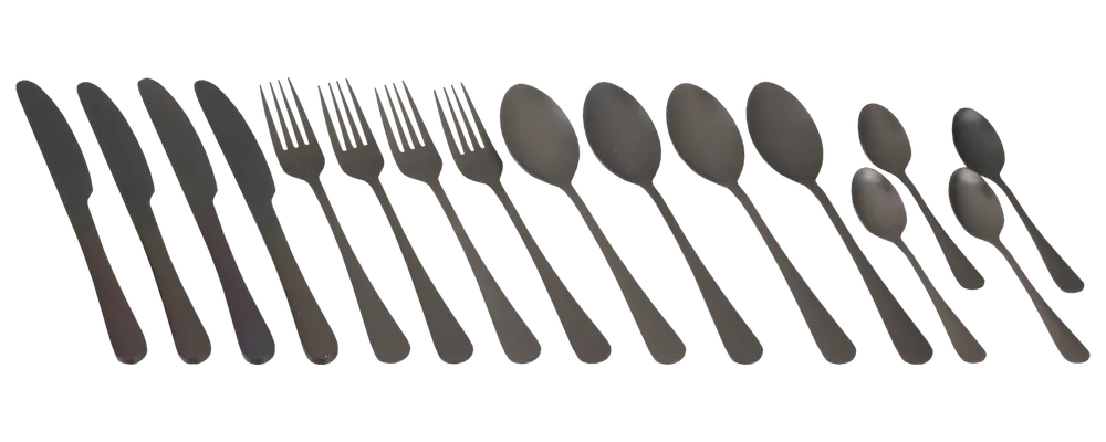 Seksdelt mat sort bestiksæt i rustfrit stål, indeholder knive, gafler, spiseskeer, teskeer og dessertskeer. Moderne design, velegnet til daglig brug eller fest.