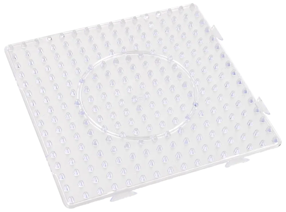 Gennemsigtig firkantet plastplade med hævede knopper og cirkulær rille i midten, designet til at forhindre glidning og holde genstande stabile, ideel til køkken eller husholdning.