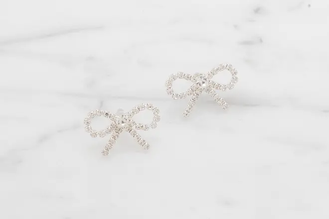 Øreringe sløjfe med sten - sølv