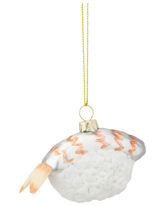 Julepynt i glas formet som sushi nigiri med hvid ris, sølvfisk, orange detaljer og gyldent ophængssnor. Realistisk tekstur og festligt design.