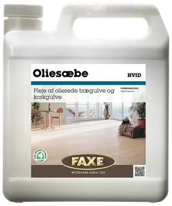FAXE Hvid Oliesæbe til rengøring og pleje af olierede trægulve og korkgulve. Plastdunk med håndtag og skruelåg, egnet til indendørs brug.