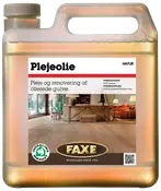 Faxe plejeolie til olierede trægulve, natur. Plastdunk med håndtag og skruelåg, velegnet til vedligeholdelse og renovering af indendørs trægulve. Miljømærket produkt.