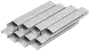 Förpackning med silverfärgade häftklamrar, staplade i rader. Standardstorlek, rektangulär form, passar de flesta häftapparater. Hållbara och rostfria för pappersbindning.