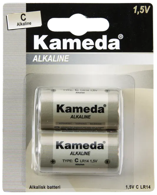 Förpackning med två Kameda alkaliska C-batterier, 1,5V, typ LR14. Passar till olika elektroniska enheter. Silverfärgade batterier med svart text, i plastförpackning.