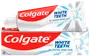 Colgate White Teeth tandpasta i hvid og rød tube, lover naturligt hvidere tænder. Emballagen har tandgrafik og blå detaljer, både tube og æske vises.