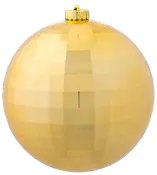 Skinnende guldfarvet julekugle med facetslebet, reflekterende overflade og lille guldtop til ophæng. Ideel til juletræspynt eller dekoration.
