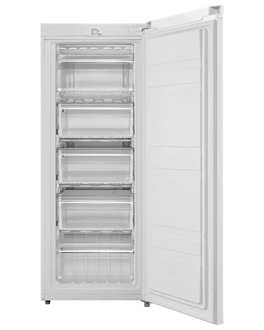 Opretstående hvid fryser med fem gennemsigtige skuffer og én hylde, der giver organiseret opbevaring af frostvarer. Døren åbner til højre og giver nem adgang.