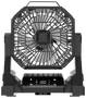 Sort bærbar elektrisk ventilator med digitalt display, justerbar hældning og kontrolpanel til hastighed, timer og strøm. Beskyttende frontgitter og solid base til bord eller gulv.