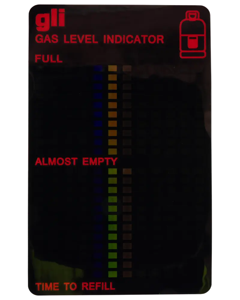 Rektangulær gasniveauindikator med farvede søjler og mærkater: FULL, ALMOST EMPTY, TIME TO REFILL. Rød tekst og gasflaskeikon på sort baggrund.