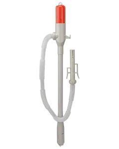 Batteridrevet væskeoverføringspumpe med rød top, fleksibel slange og dyse. Designet til nem dosering af vand, olie eller andre væsker. Let og bærbar konstruktion.