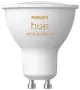 Philips Hue White Ambiance GU10 smart LED-pære, hvid finish, kompakt spotdesign, justerbar hvid belysning, energieffektiv, egnet til intelligente belysningssystemer.