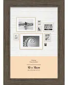 Billedramme med trælook, 10 x 15 cm, velegnet til boligindretning. Rektangulær form med naturfinish, perfekt til fotos eller kunst på væg eller hylde.