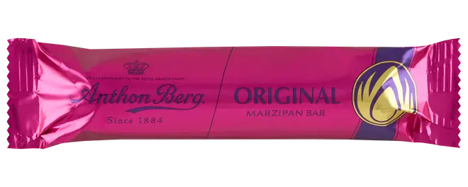 Pink emballage til Anthon Berg Original marcipanbar med gulddetaljer og tydeligt logo.