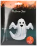 Sæt med 3 sølvfarvede folieballoner formet som spøgelser, hver 85 cm høje, med smilende ansigt. Perfekt til Halloween pynt. Leveres i uhyggelig emballage.