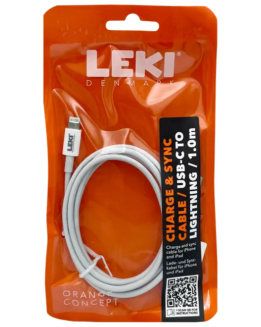 Hvid USB-C til Lightning oplade- og synkroniseringskabel, 1,0 meter langt, egnet til iPhone og iPad. Pakket i en orange genlukkelig pose med LEKI-logo.