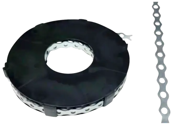 Rulle med perforeret metalophængsrem, sølvfarvet, bruges til at understøtte rør eller kanaler. Jævnt fordelte huller for nem fastgørelse og justerbar længde. Holdbar og fleksibel.